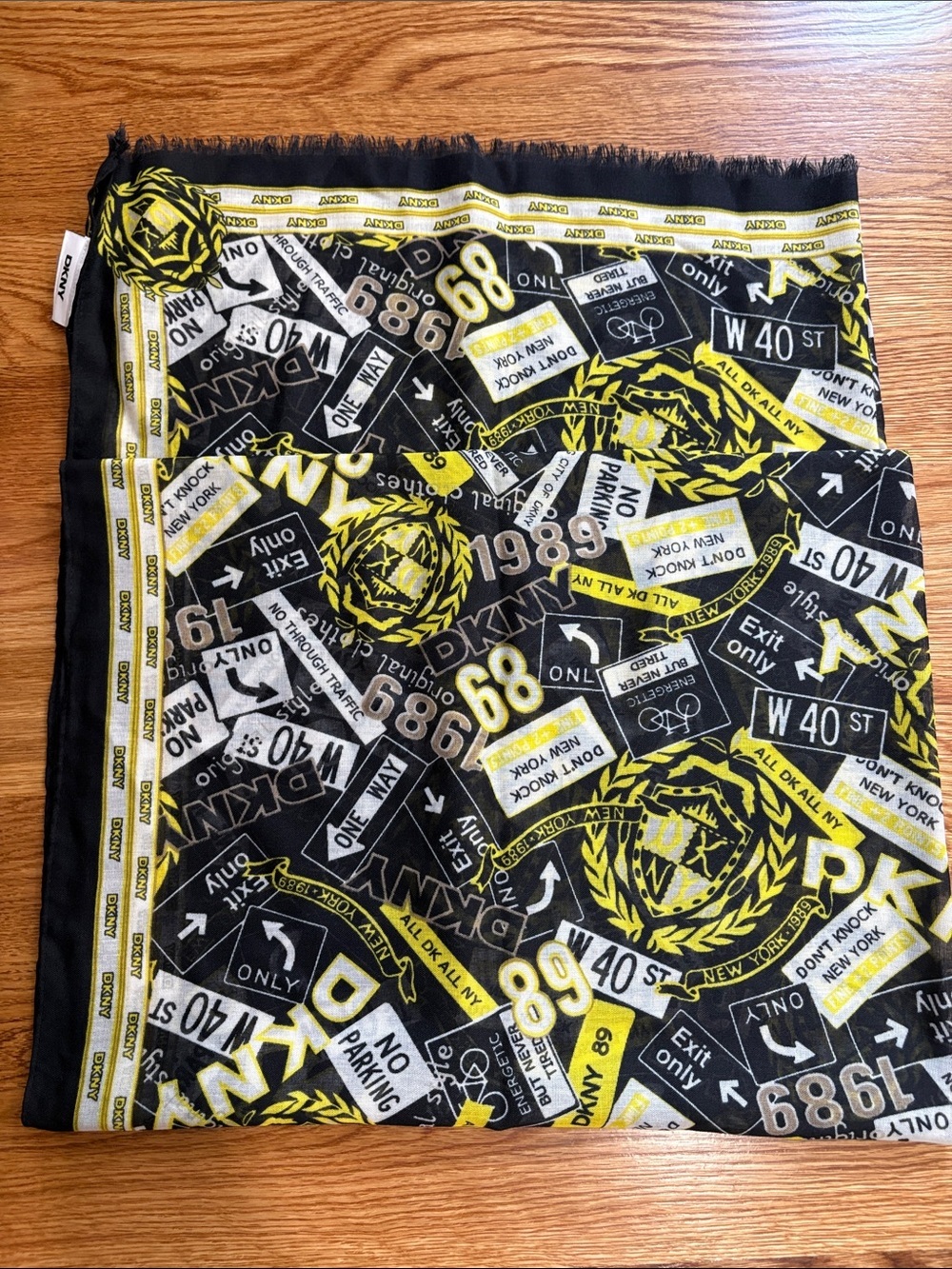 DKNY Black Yellow White Logo and Street Sign Print wrap Scarf 1989 New York NWT